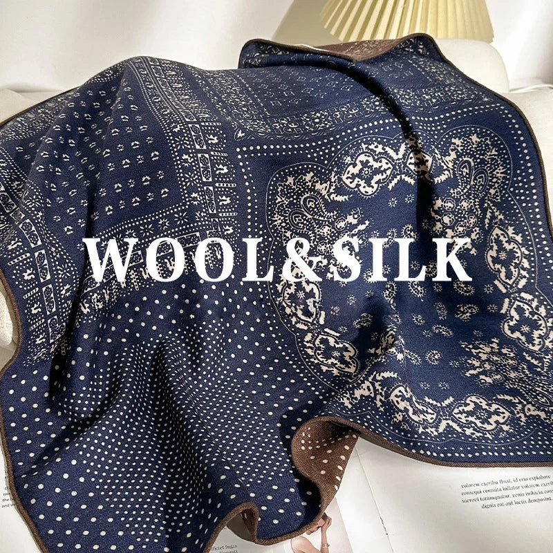 Twilight flower – Wool and silk scarf